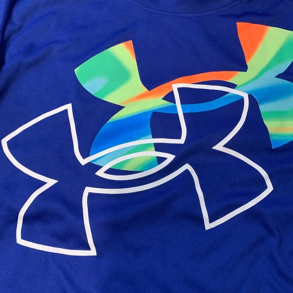 Under Armour Boys Size 5 Blue Logo Athletic T Shirt Youth 5 Loose Fit - Picture 2 of 5